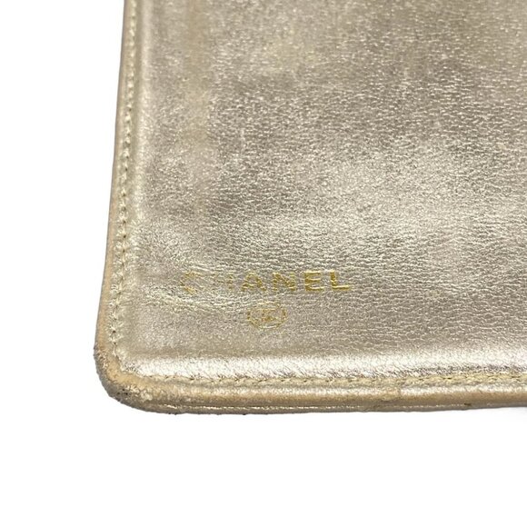 Auth CHANEL - Gold Lambskin Long Wallet - Picture 6 of 12
